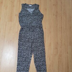 New York and Company Black White print Size Small